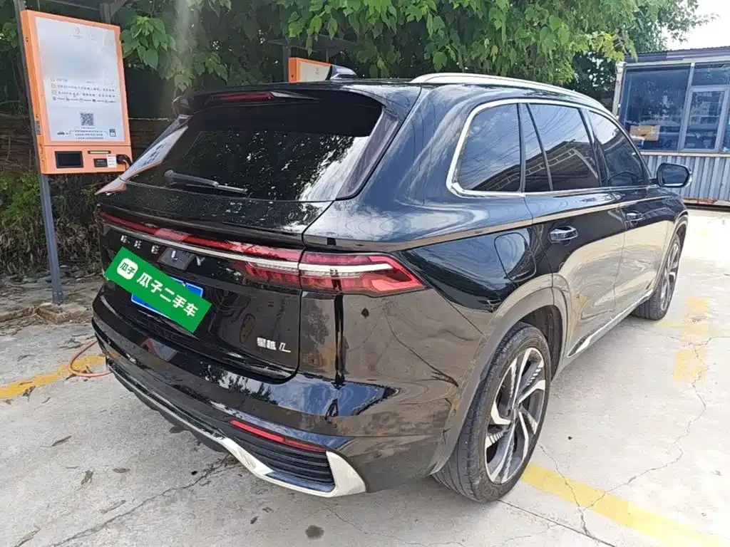 Geely Xingyue L — фото 9