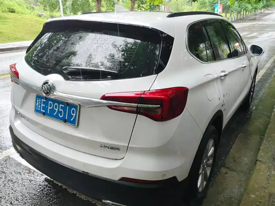 Buick Envision Plus — фото 7
