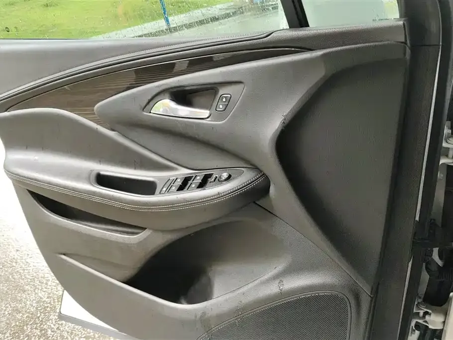 Buick Envision Plus — фото 6
