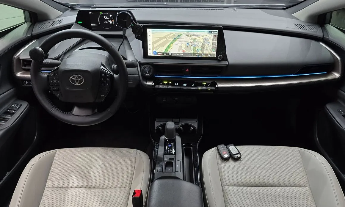 Toyota Prius — фото 8
