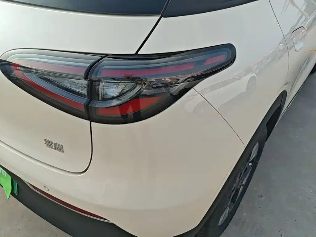 Geely Starburst — фото 2