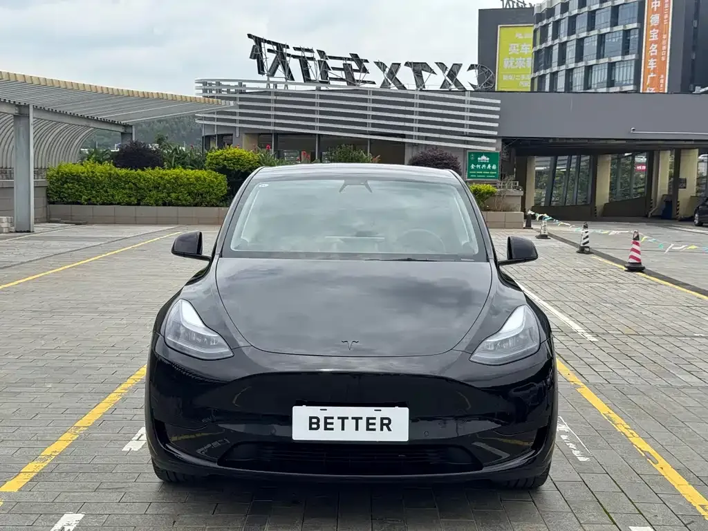 Tesla Model Y — фото 7