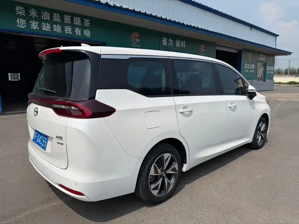 GAC Motor Trumpchi M6 — фото 7