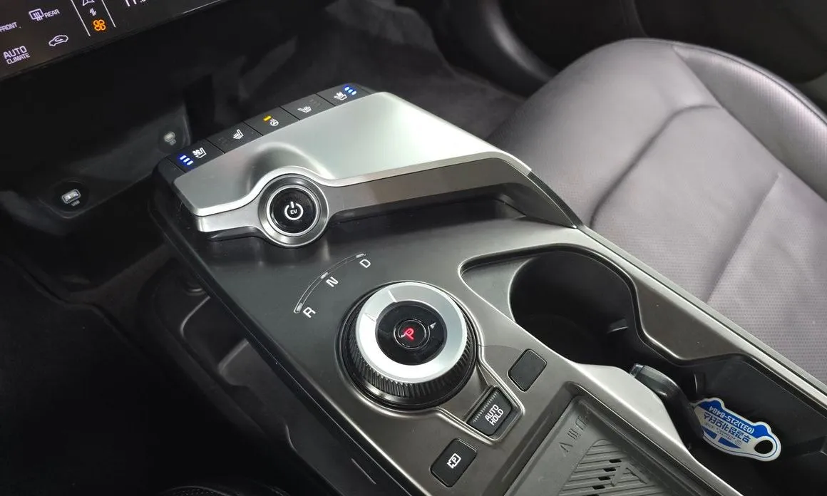 Kia EV6 — фото 9