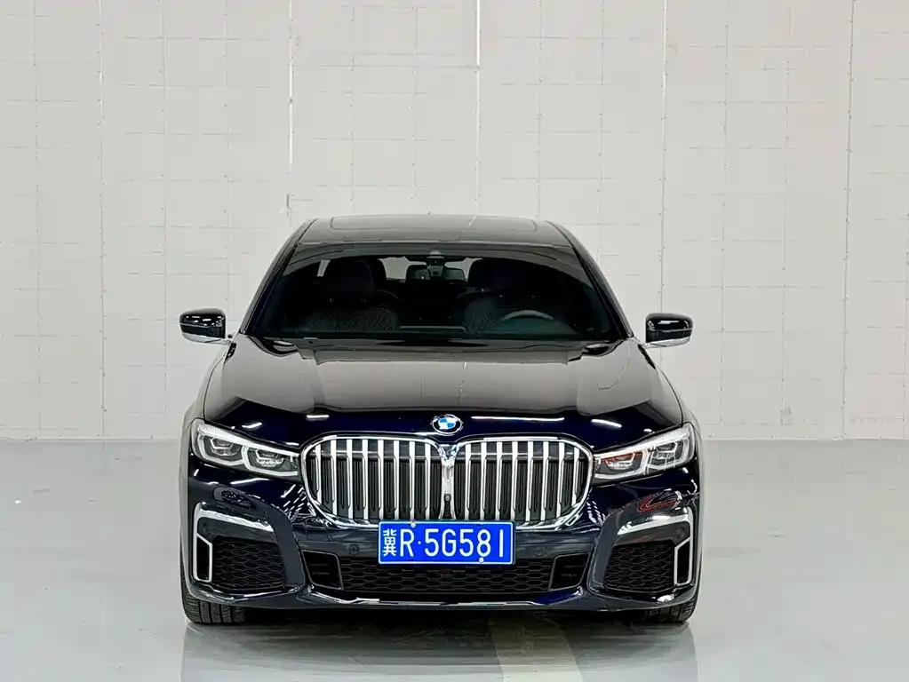 BMW 7 Series — фото 5