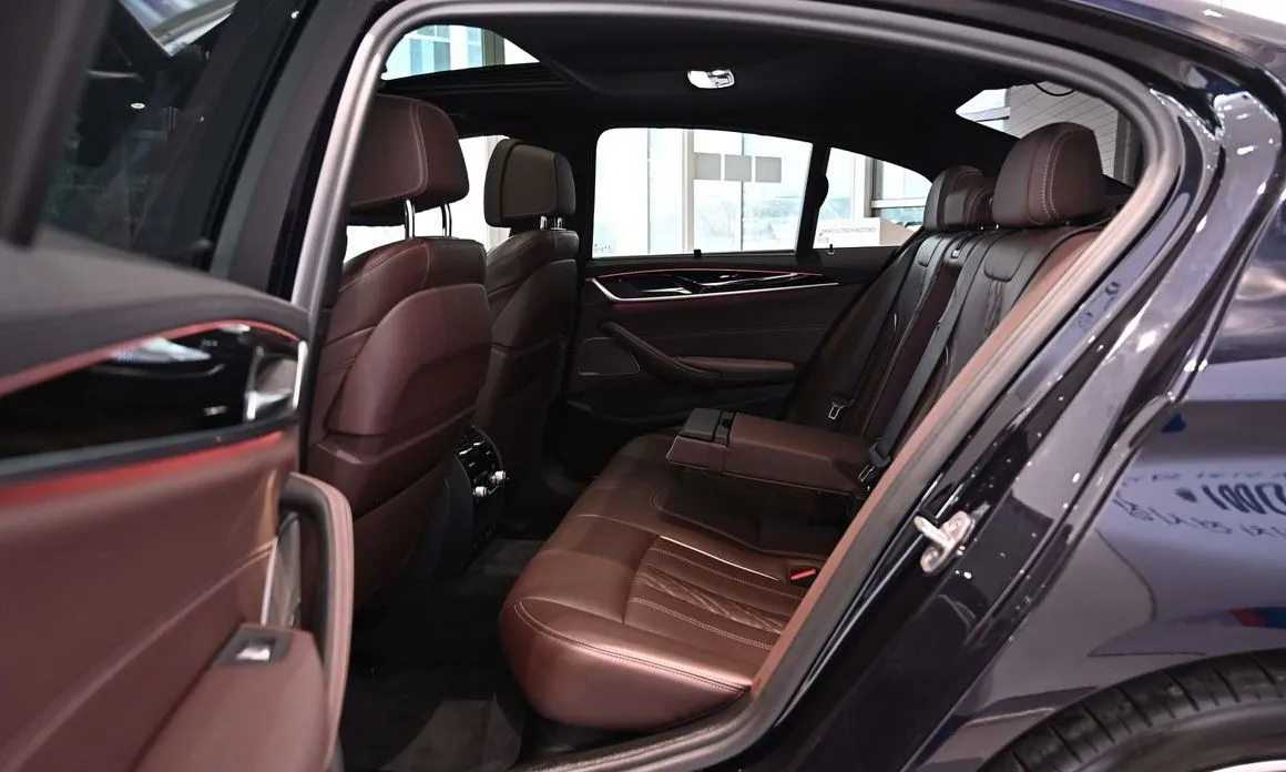 BMW 5-Series 2022 из KR, фото 7