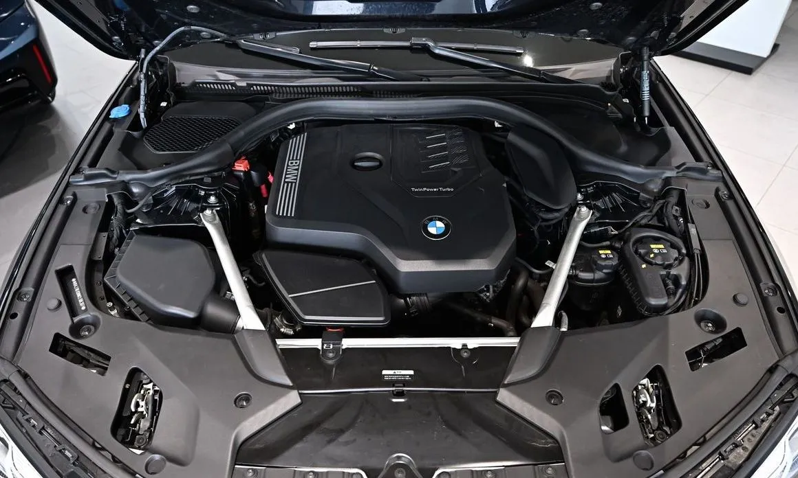 BMW 5-Series 2022 из KR, фото 10