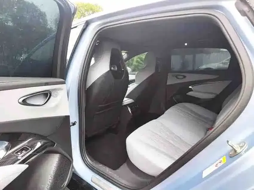 BYD Seal — фото 3