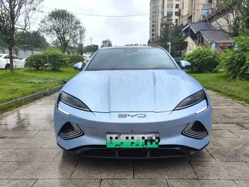 BYD Seal — фото 4