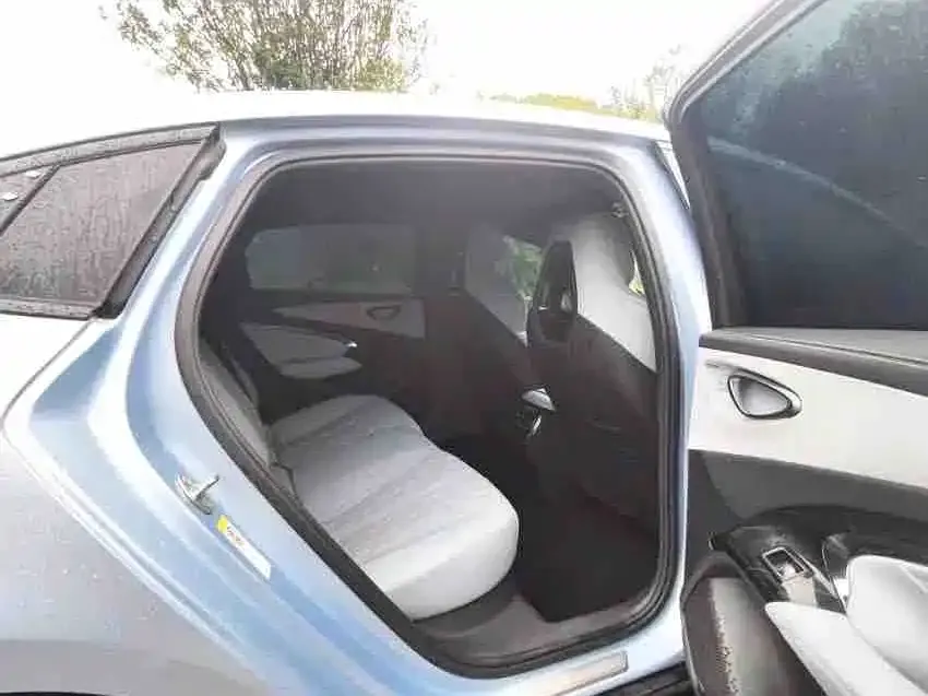 BYD Seal — фото 2
