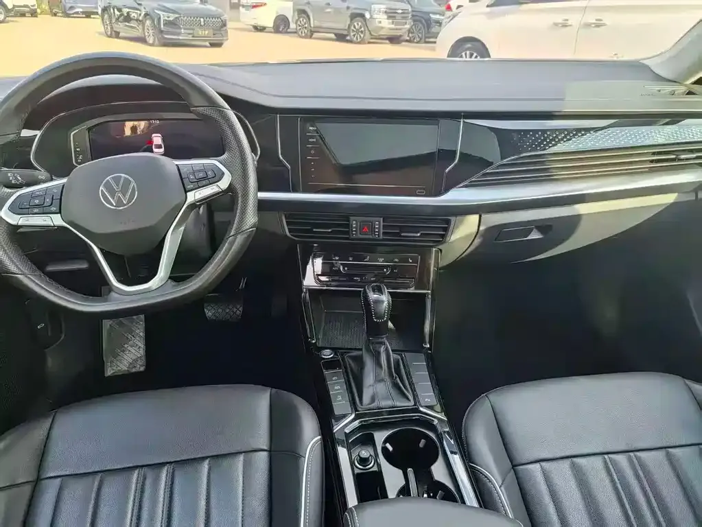 Volkswagen Passat — фото 10