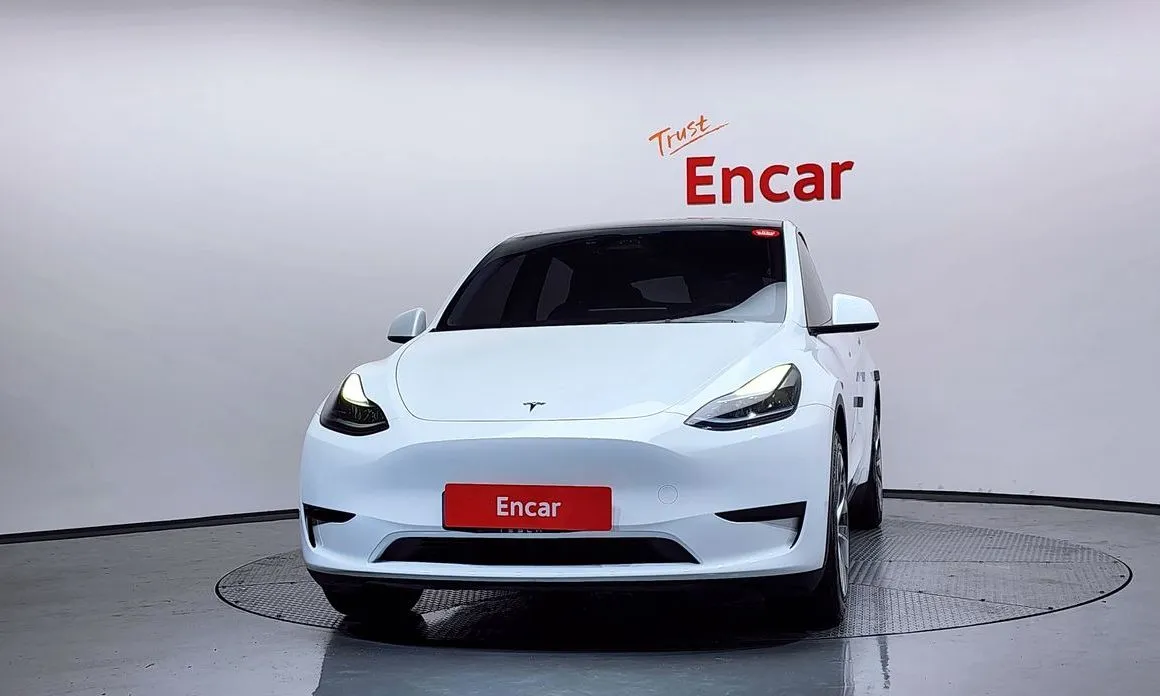 Tesla Model Y — фото 7