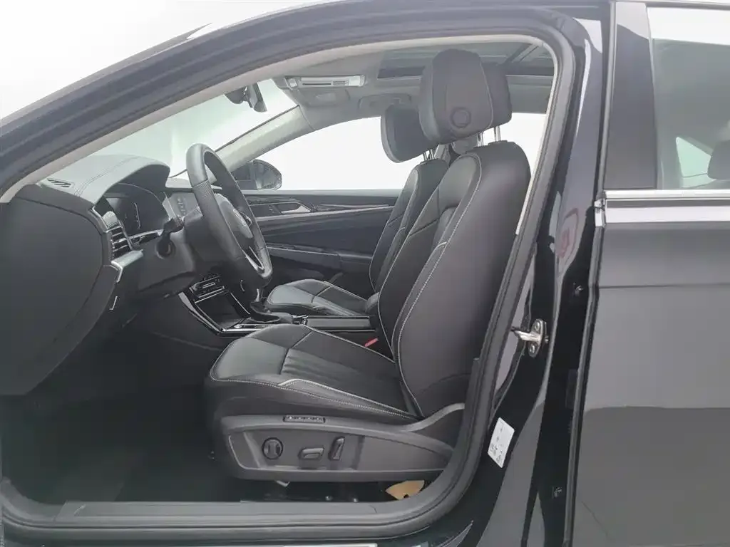 Volkswagen Passat — фото 4