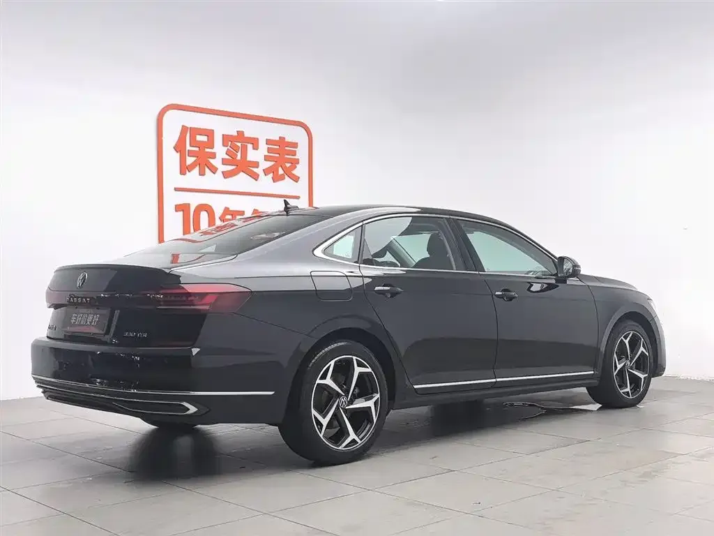 Volkswagen Passat — фото 5
