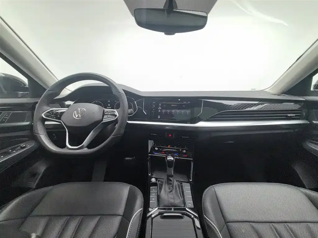 Volkswagen Passat — фото 10