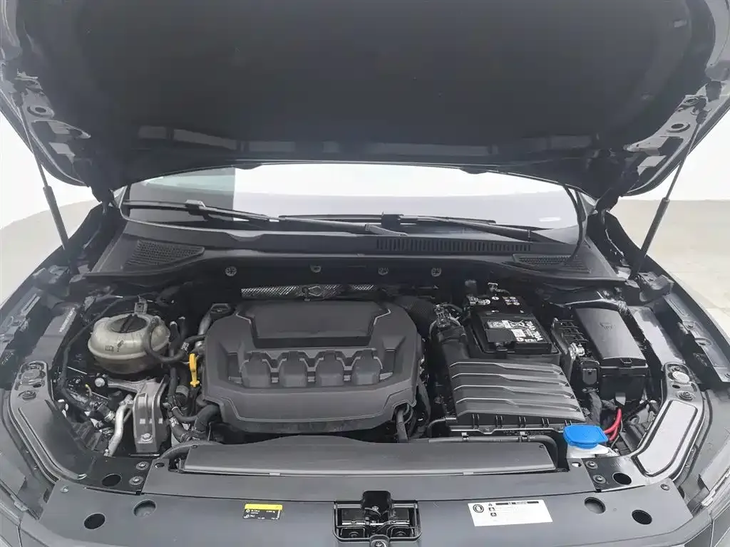 Volkswagen Passat — фото 7
