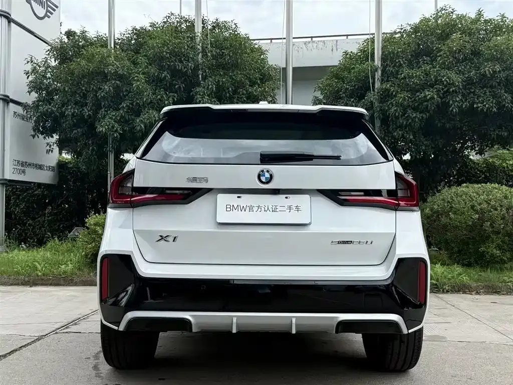 BMW X1 — фото 10