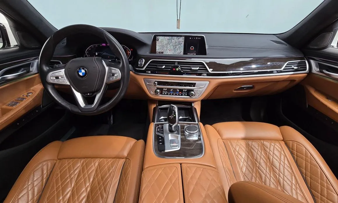 BMW 7-Series 2022 из KR, фото 9