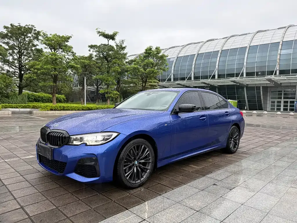 BMW 3 Series — фото 1