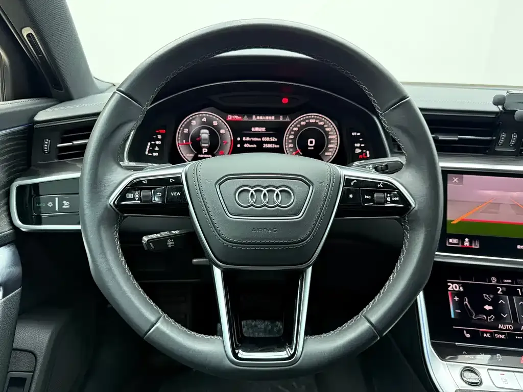 Audi A6L — фото 7