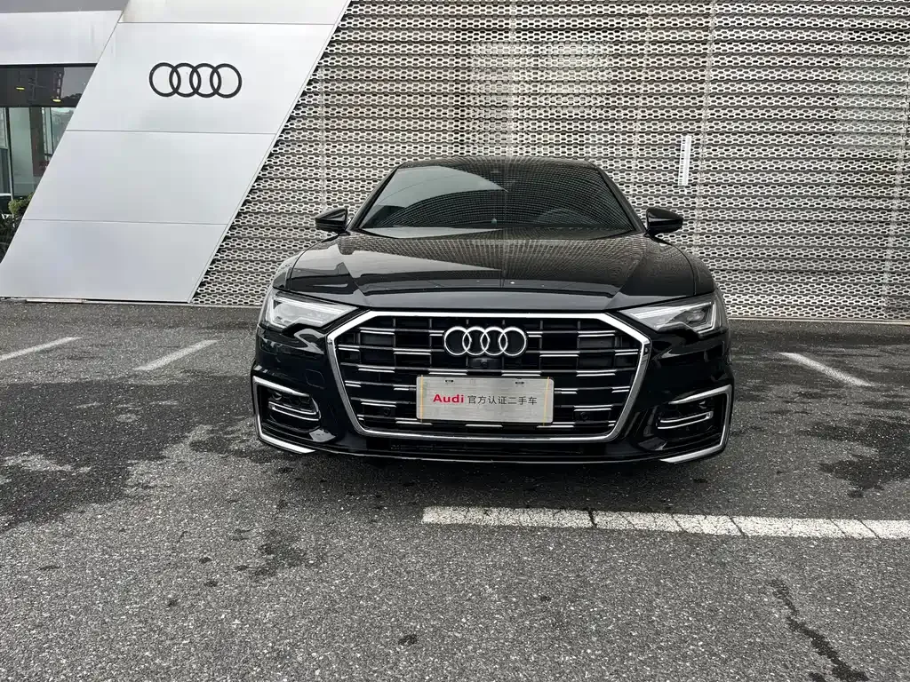 Audi A6L — фото 9