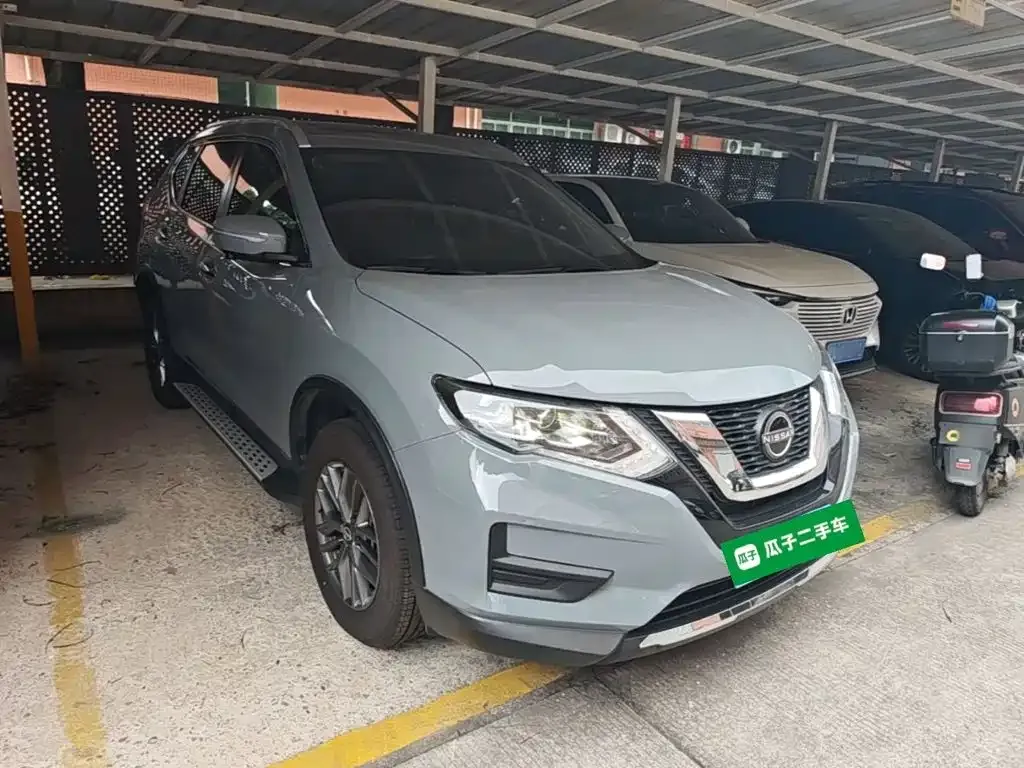 Nissan X-Trail — фото 10