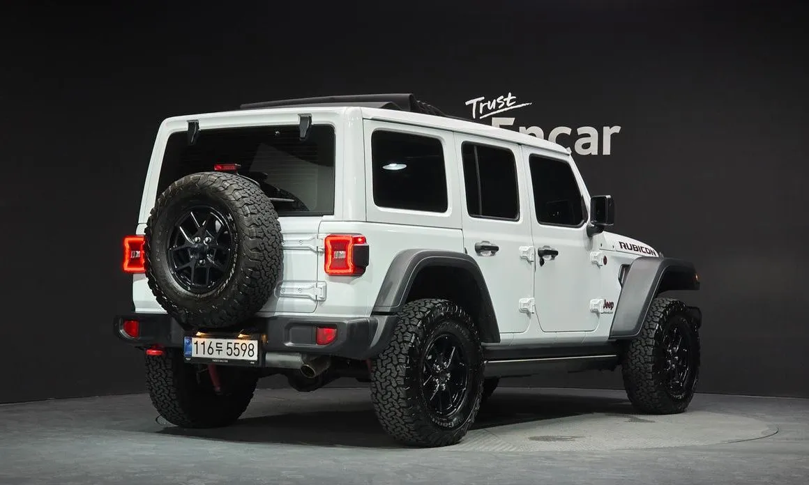 Jeep Wrangler — фото 6