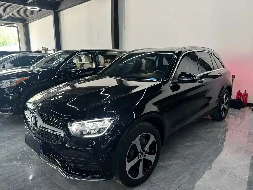Mercedes-Benz GLC — фото 1
