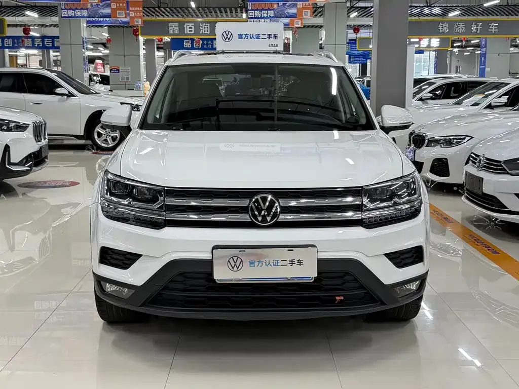 Volkswagen Tharu — фото 6