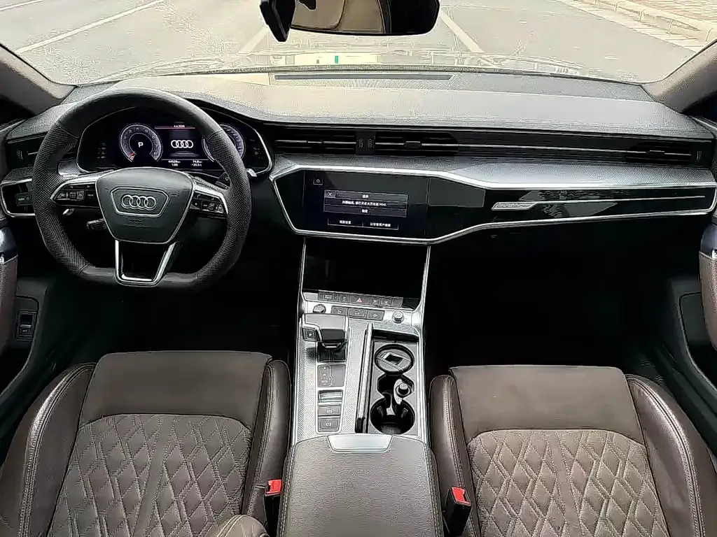 Audi A7L — фото 5