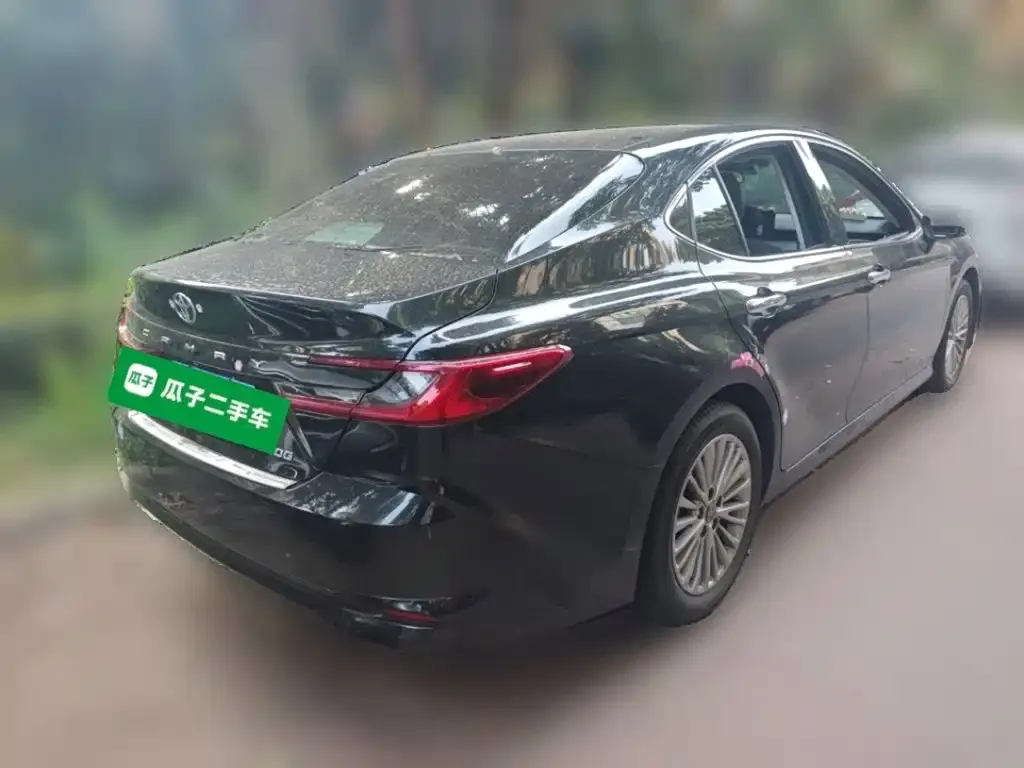 Toyota Camry — фото 8