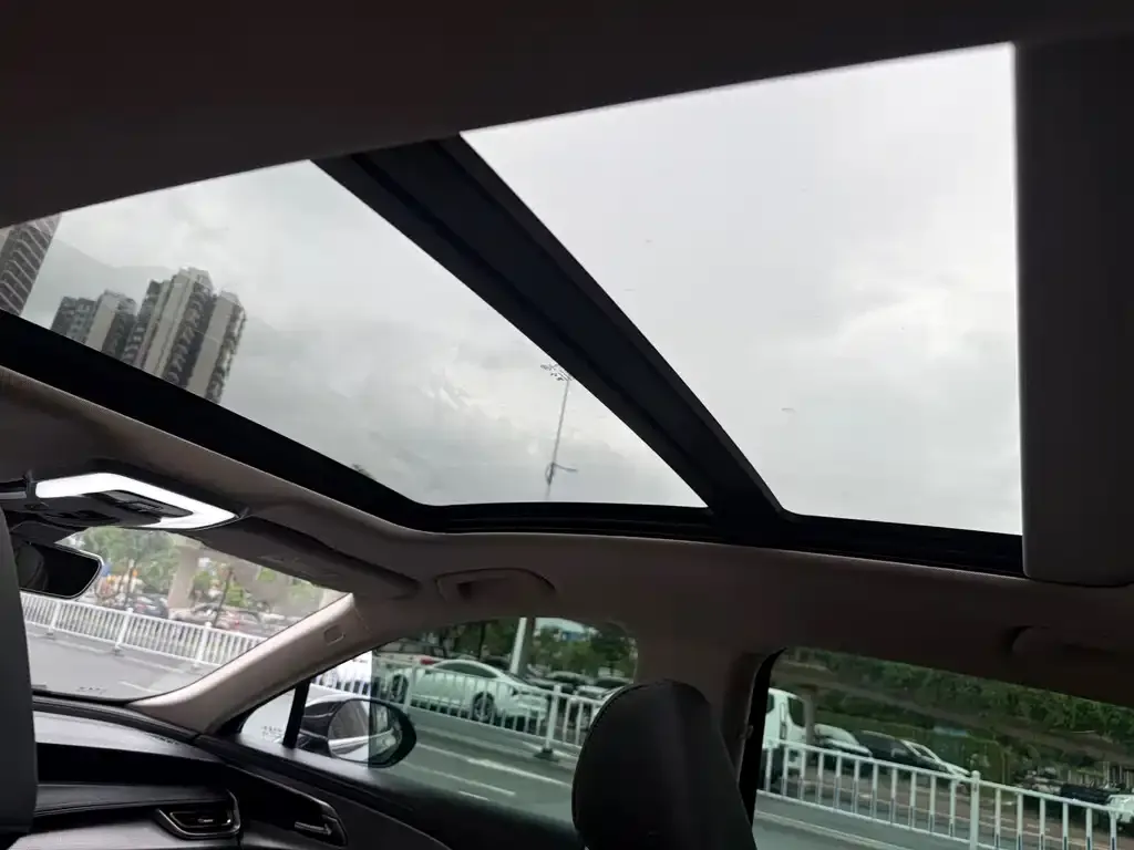 Hongqi H5 2024 из CN, фото 9