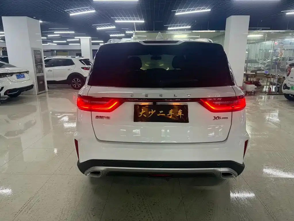 Geely Vision X6 — фото 4
