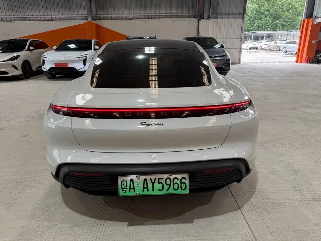 Porsche Taycan 2021 из CN, фото 8
