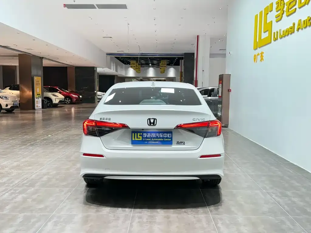 Honda Civic — фото 2