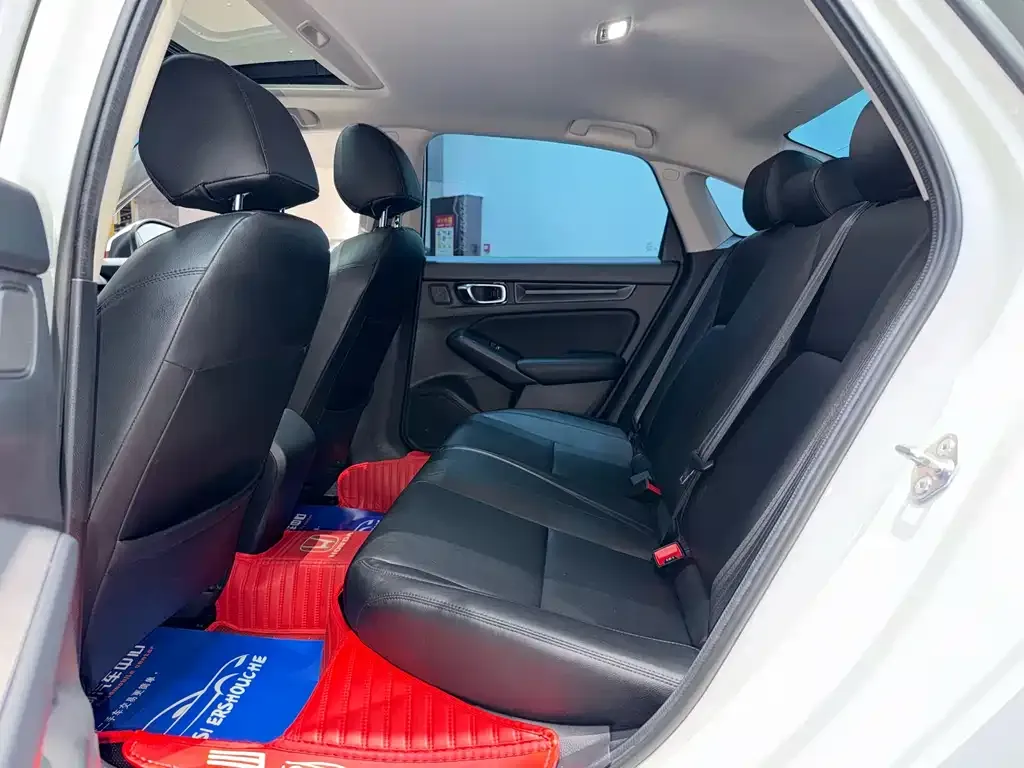 Honda Civic — фото 10