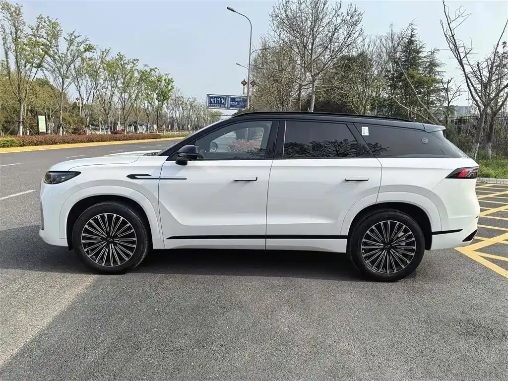 Chery Tiggo 9 — фото 7