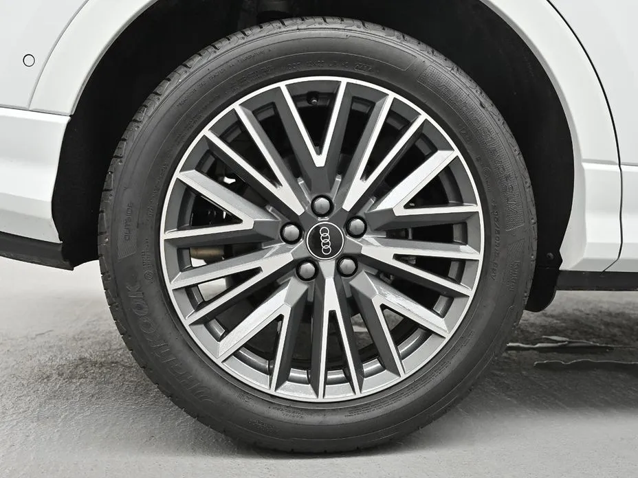 Audi Q3 2025 из KR, фото 8