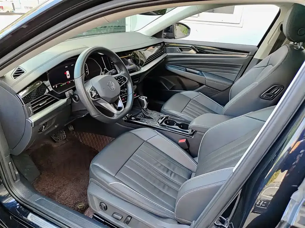 Volkswagen Passat — фото 7