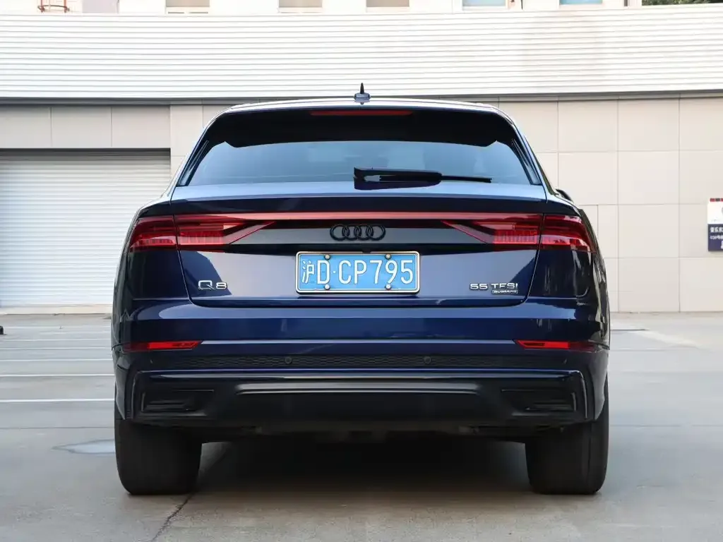 Audi Q8 — фото 3