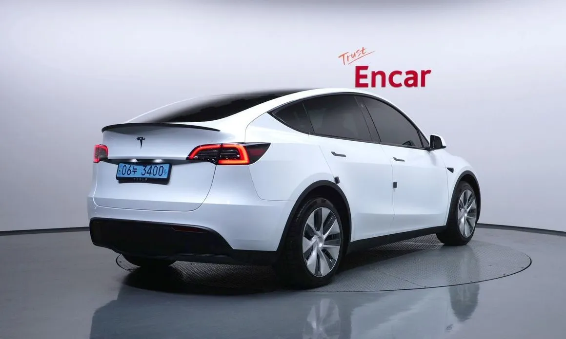 Tesla Model Y 2024 из KR, фото 9