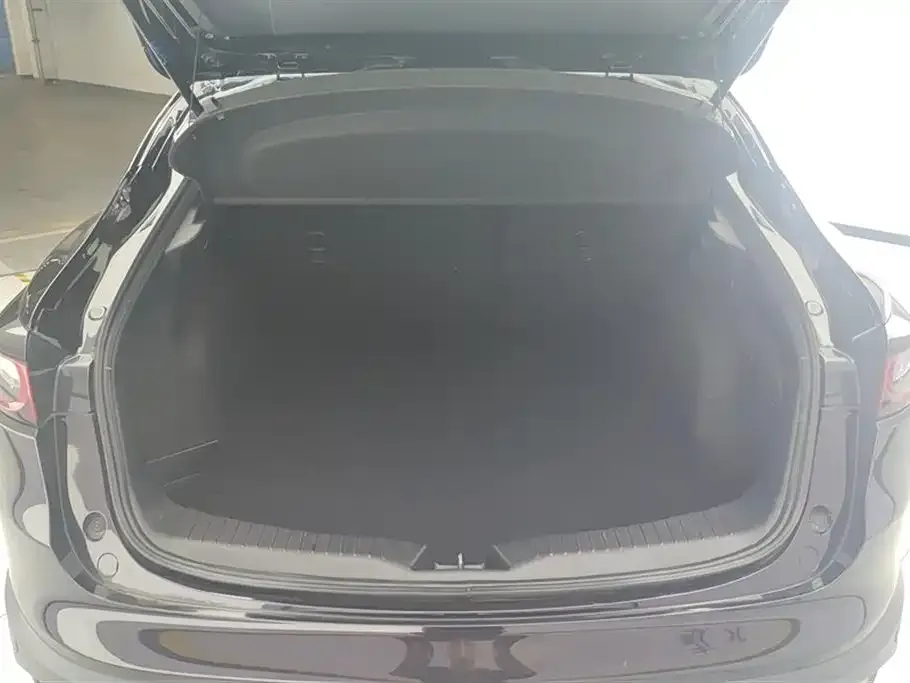 Mazda CX-4 2021 из CN, фото 8