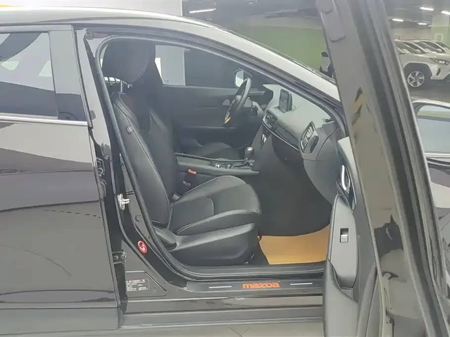 Mazda CX-4 2021 из CN, фото 5