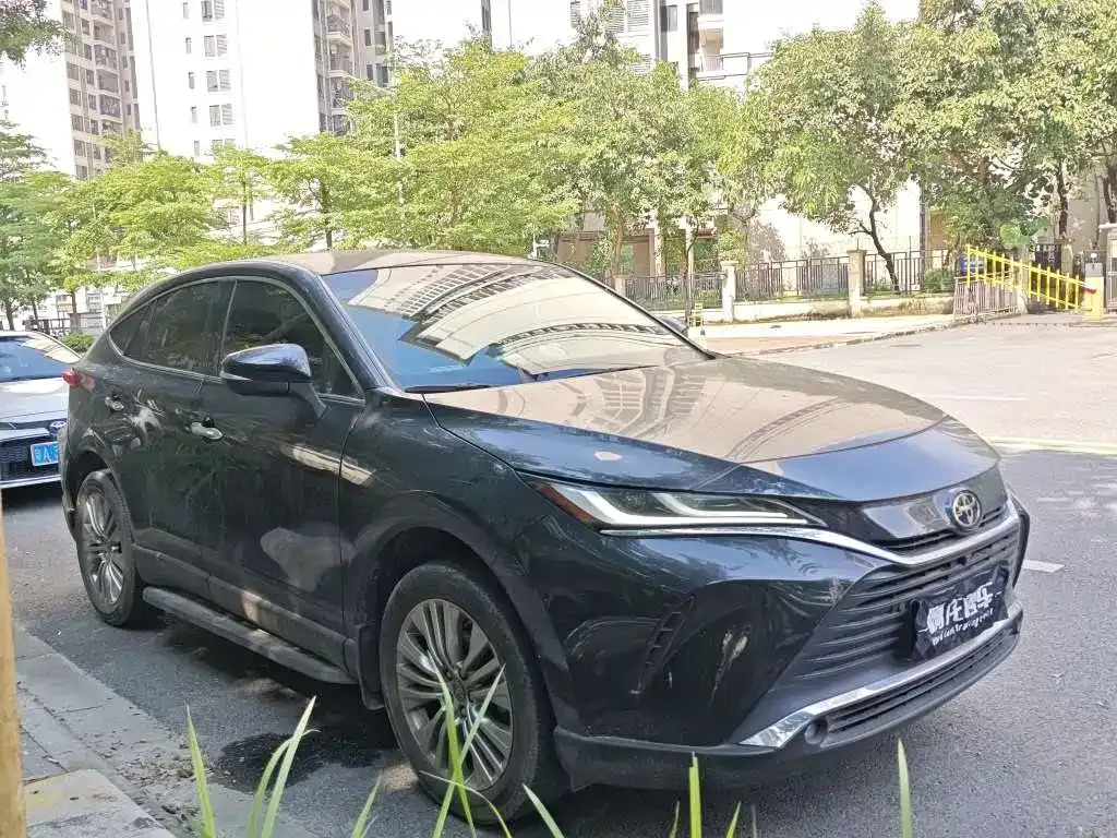 Toyota Harrier — фото 7