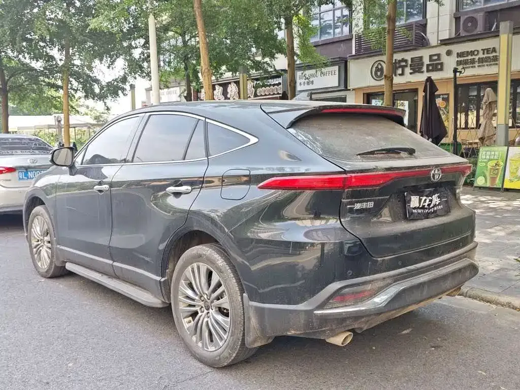 Toyota Harrier — фото 9