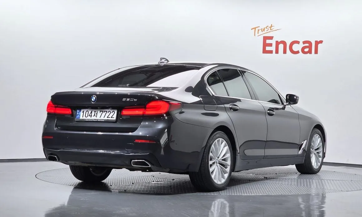 BMW 5-Series 2021 из KR, фото 3