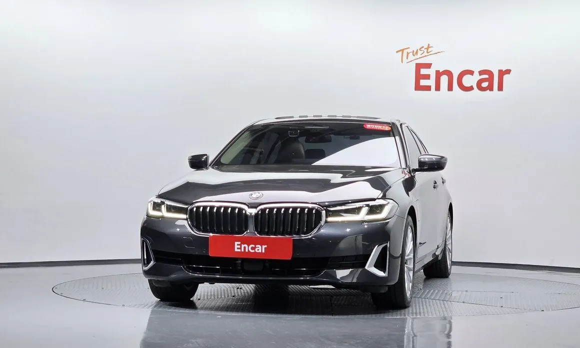 BMW 5-Series 2021 из KR, фото 8