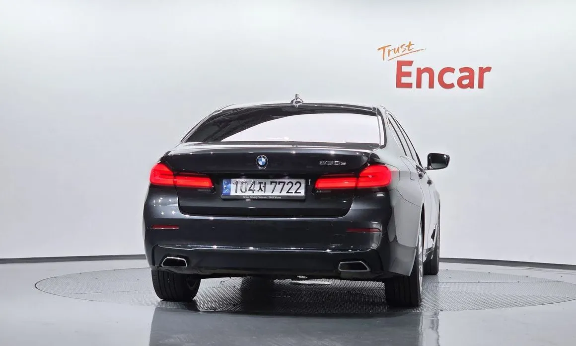 BMW 5-Series 2021 из KR, фото 4