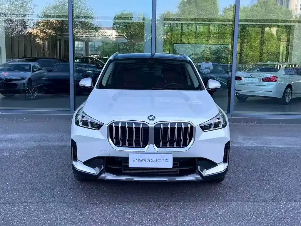 BMW X1 — фото 5