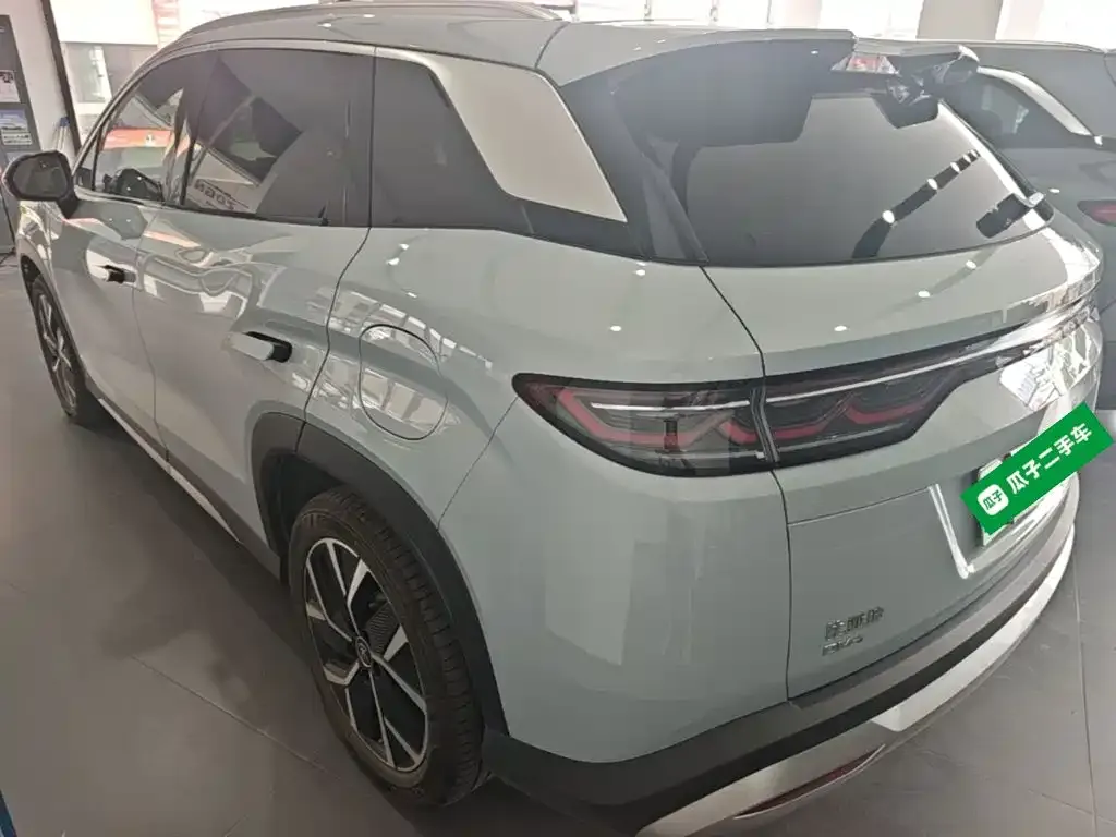 BYD L DM-i — фото 2